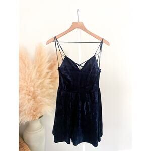 Primark Navy Velvet Sweetheart Romper Women’s Size 4 Strappy Velour